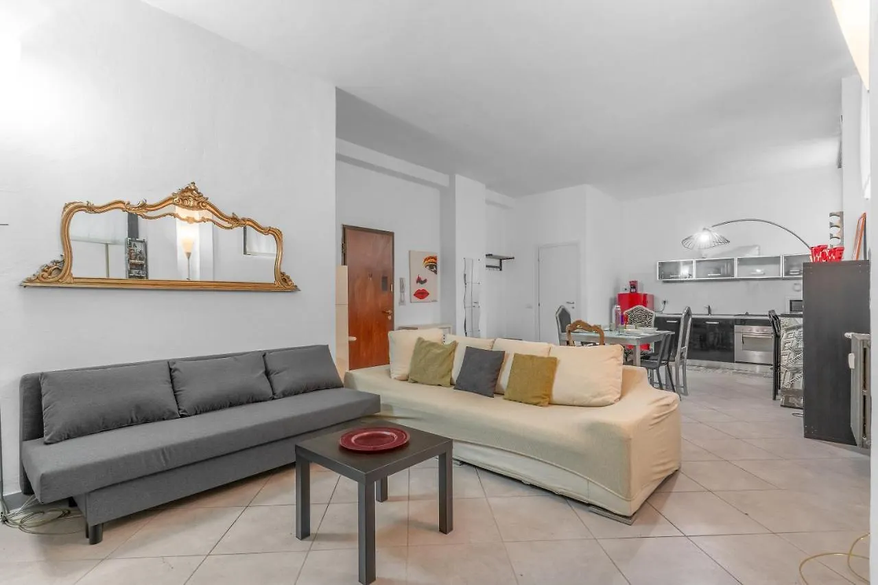 公寓 Pom10 -Loreto - Duomo- 5 Minutes From The Duomo 米兰